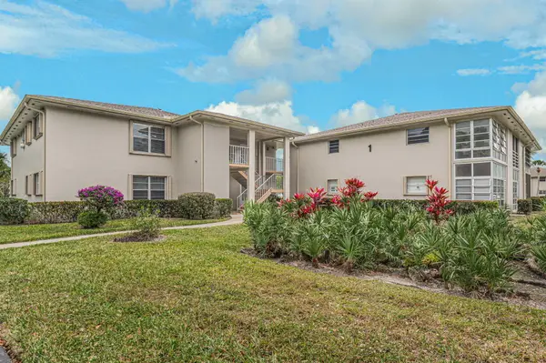 1 Lake Vista Trail #205, Port St Lucie, FL 34952
