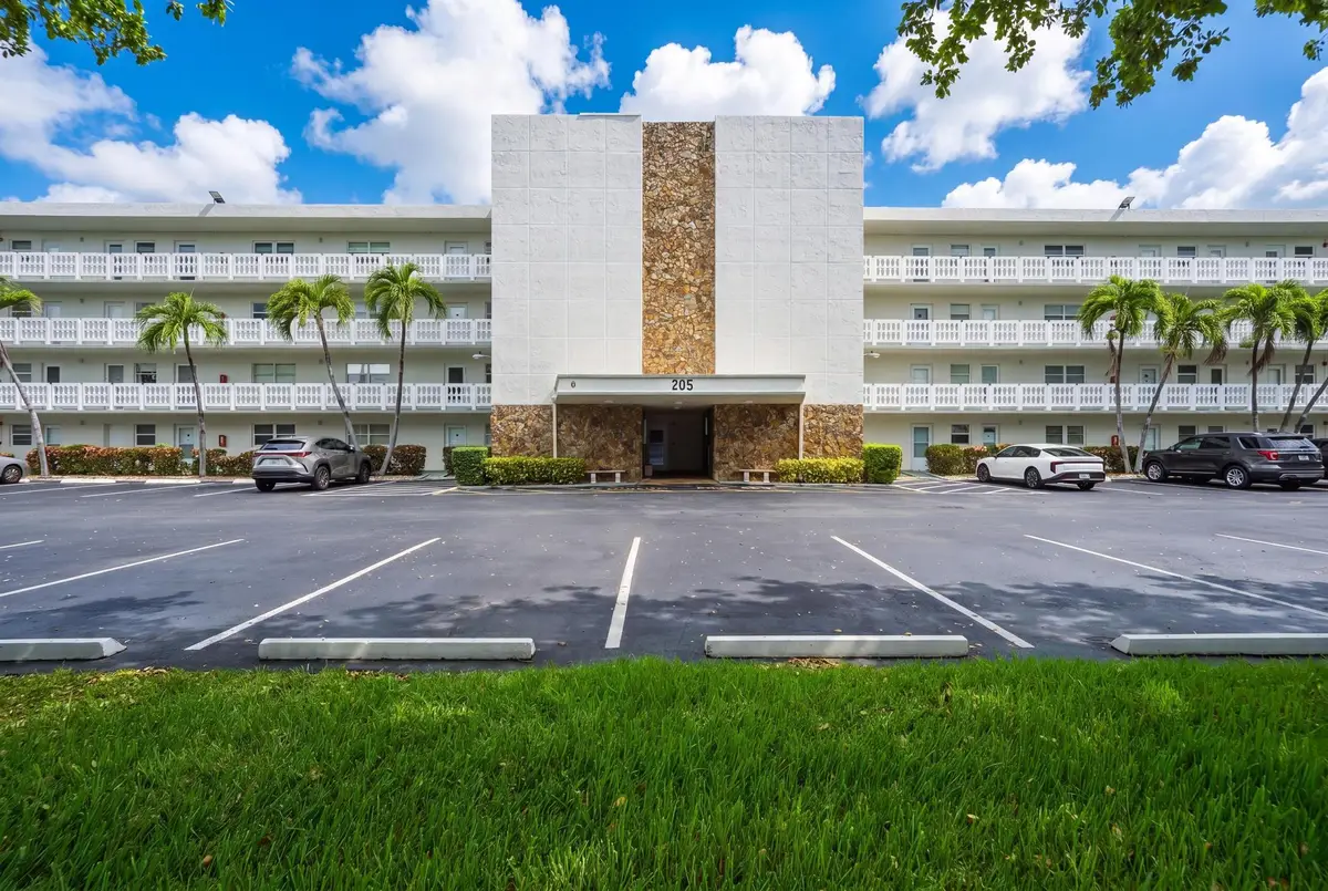 205 SE 11th Terrace #403, Dania Beach, FL 33004 - #1