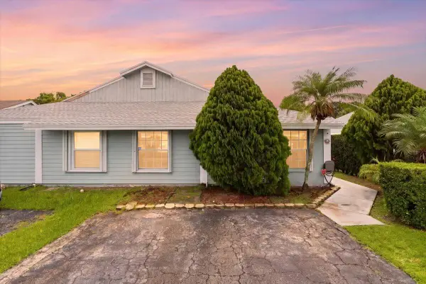 970 SW 111th Way, Davie, FL 33324
