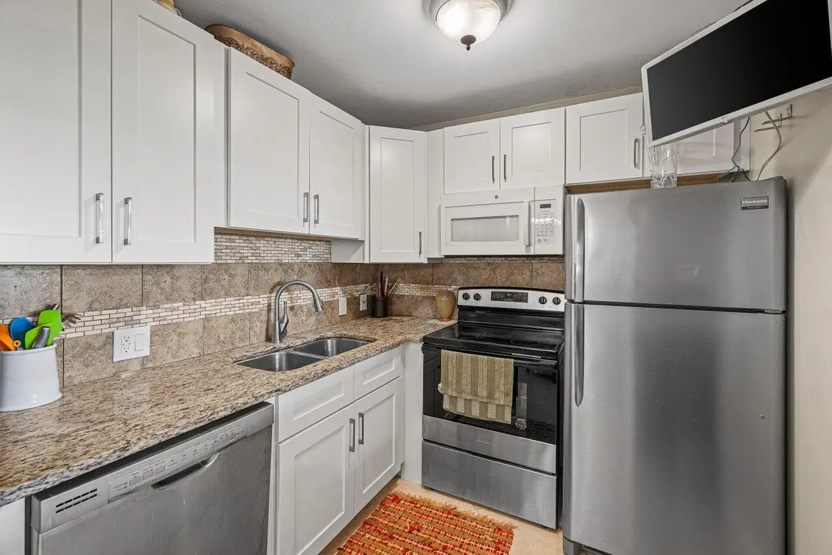 175 Suffolk E, Boca Raton, FL 33434 - #1