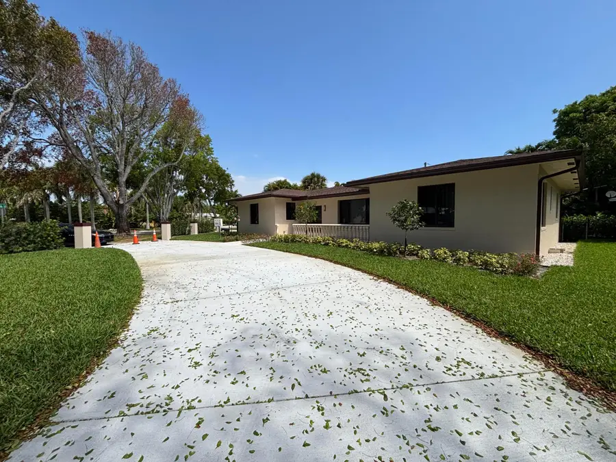 135 E Ilex Drive, Lake Park, FL 33403 - #3