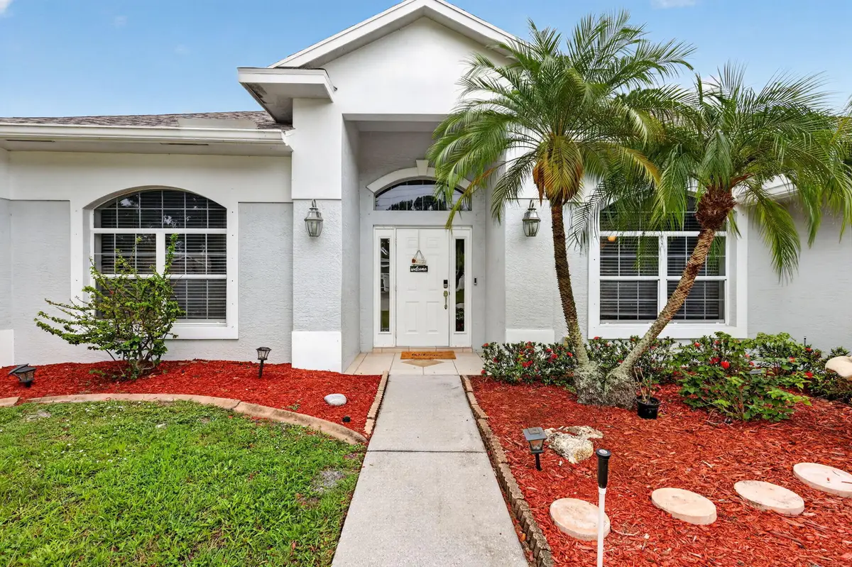 1571 SW Hunnicut Avenue, Port Saint Lucie, FL 34953 - #1