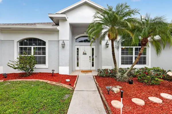 1571 SW Hunnicut Avenue, Port St Lucie, FL 34953