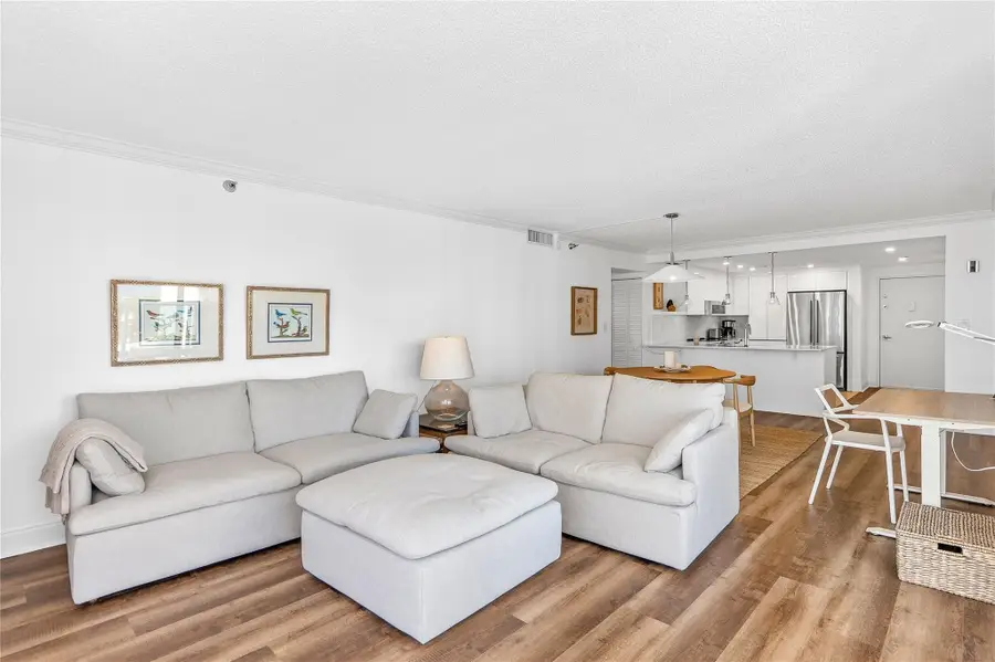 20515 E Country Club Drive #1848, Miami, FL 33180 - #3
