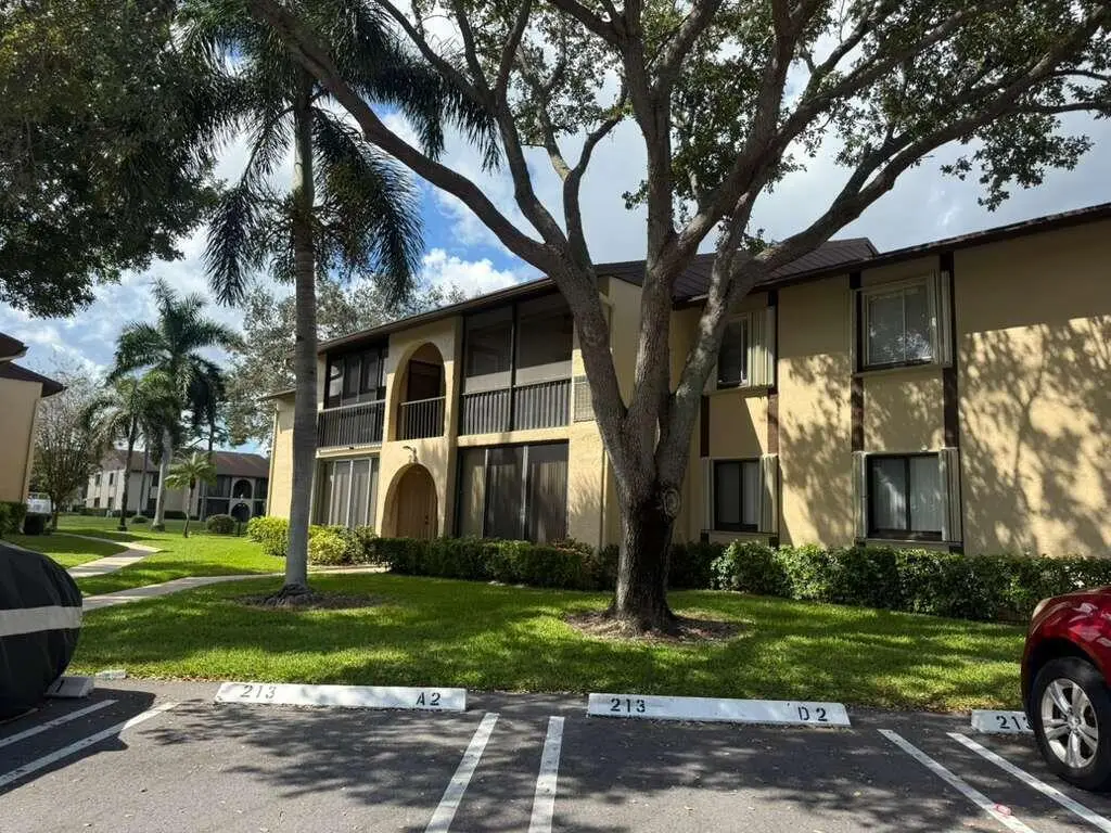 213 Pine Hov Circle #D2, Greenacres, FL 33463 - #1