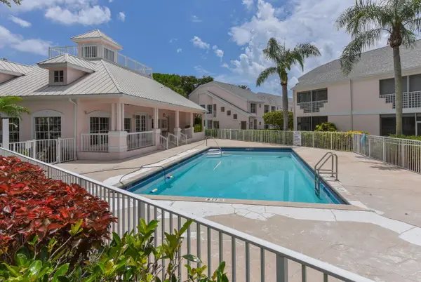 201 Muirfield Court #201e, Jupiter, FL 33458