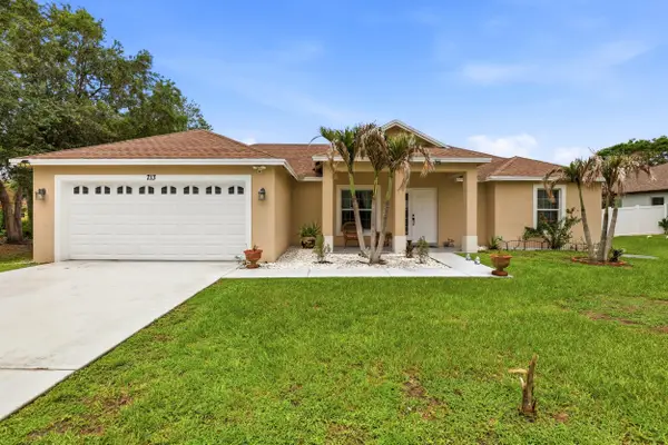 713 NW Biscayne Drive, Port St Lucie, FL 34983
