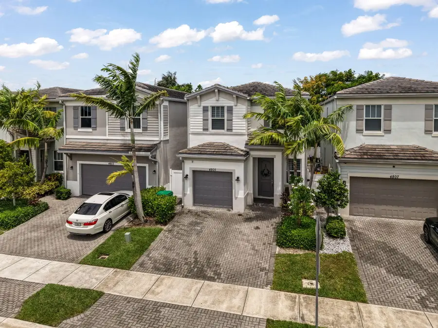 4805 NW 48th Terrace, Tamarac, FL 33319 - #2