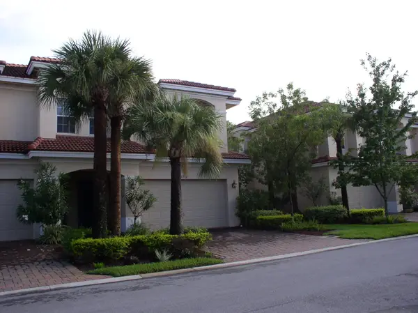 2202 SW Cape Cod Drive, Port St Lucie, FL 34953