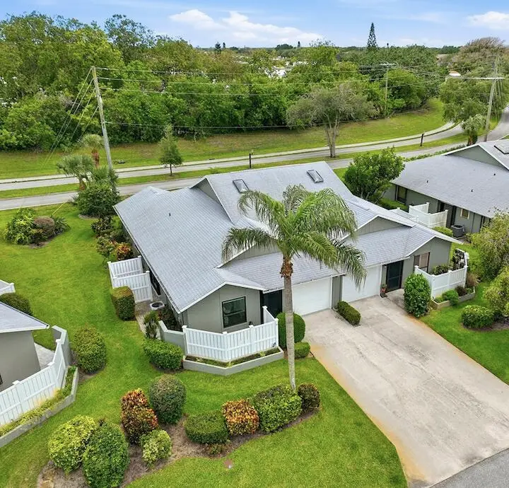 6786 SE Yorktown Drive, Hobe Sound, FL 33455 - #2