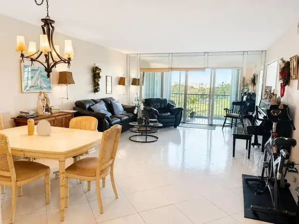 3300 N Palm Aire Drive #701, Pompano Beach, FL 33069