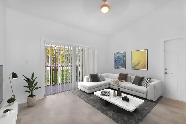 671 Cypress Lake Boulevard #L21, Deerfield Beach, FL 33064