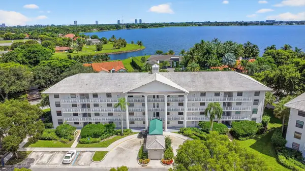 3516 Whitehall Drive #301, West Palm Beach, FL 33401
