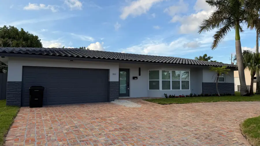 2521 NE 45th Street, Lighthouse Point, FL 33064 - #2