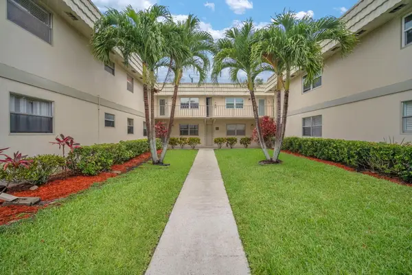 716 Saxony Place #O, Delray Beach, FL 33446