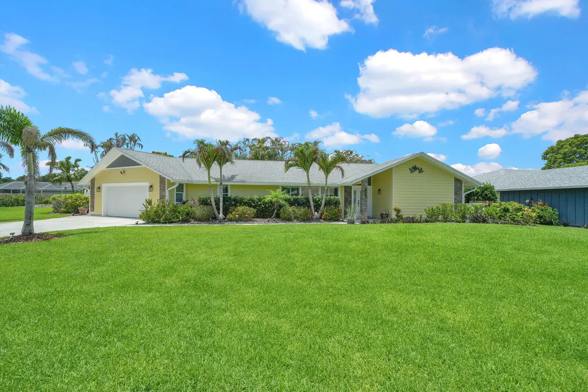 7986 SE Trenton Avenue, Hobe Sound, FL 33455 - #1
