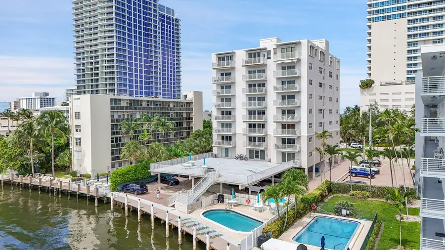 95 N Birch Road #606, Fort Lauderdale, FL 33304 - #3