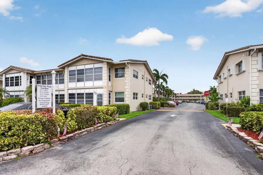 2115 NE 42nd Court #109n, Lighthouse Point, FL 33064 - #3