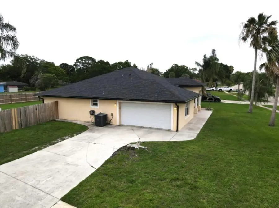 201 NE Faring Avenue, Port Saint Lucie, FL 34983 - #2