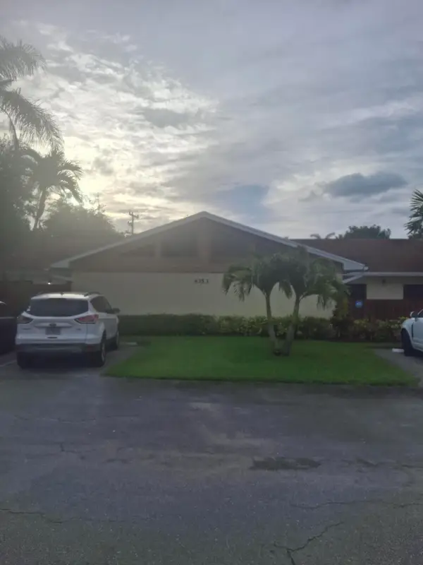 4353 Woodstock Drive N #B, West Palm Beach, FL 33409