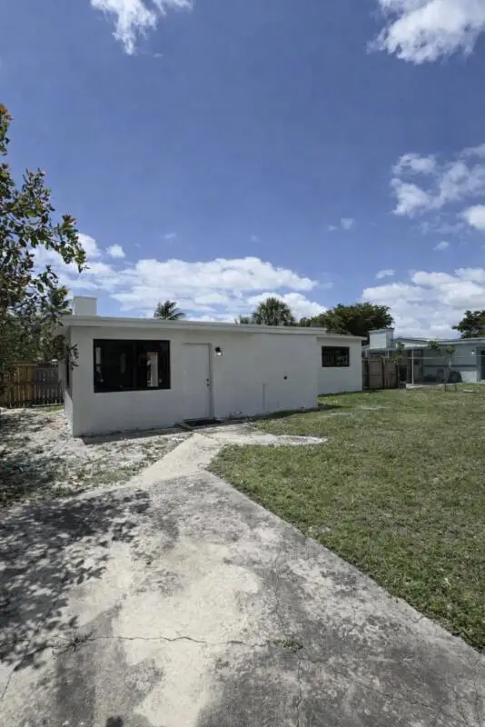 235 SW 21st Way, Fort Lauderdale, FL 33312 - #2