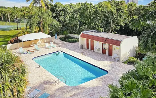 1700 Presidential Way #103, West Palm Beach, FL 33401