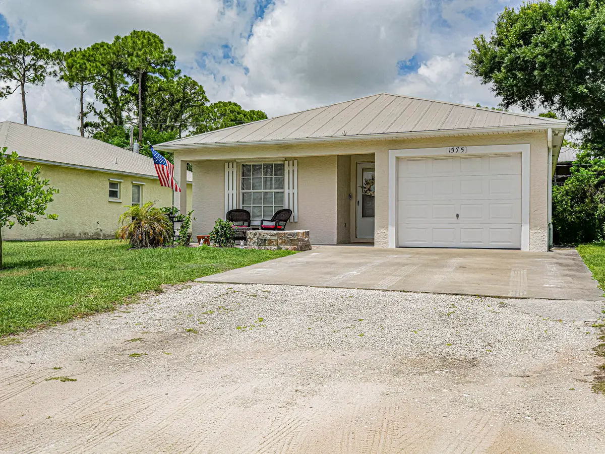 1575 17th Court Sw, Vero Beach, FL 32962 - #1
