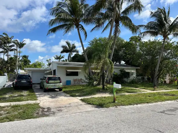 1421 Crest Drive, Lake Worth, FL 33461