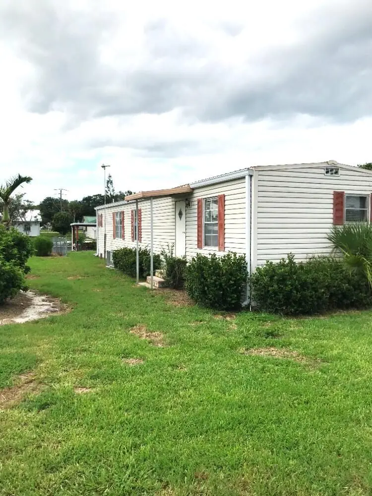 1040 24th Street, Okeechobee, FL 34974 - #1