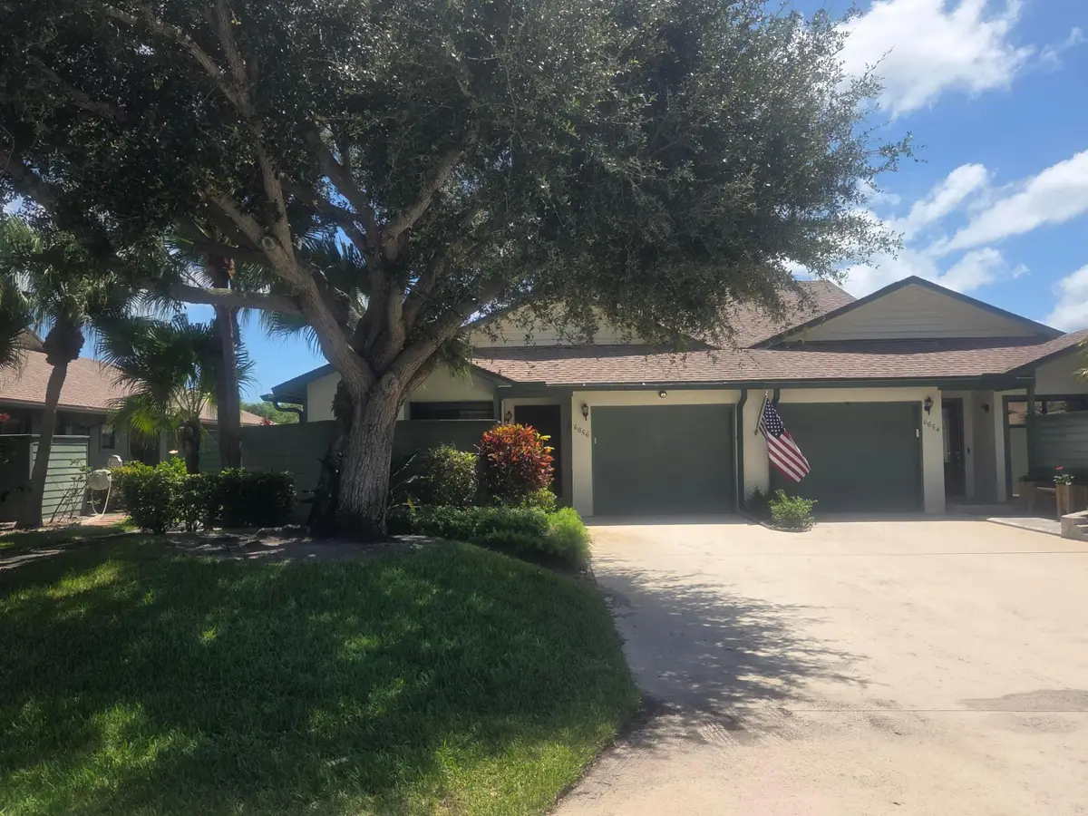 6856 SE Bunker Hill Drive, Hobe Sound, FL 33455 - #1