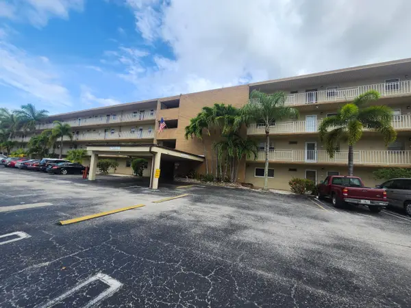 330 NE 26th Avenue #411, Boynton Beach, FL 33435