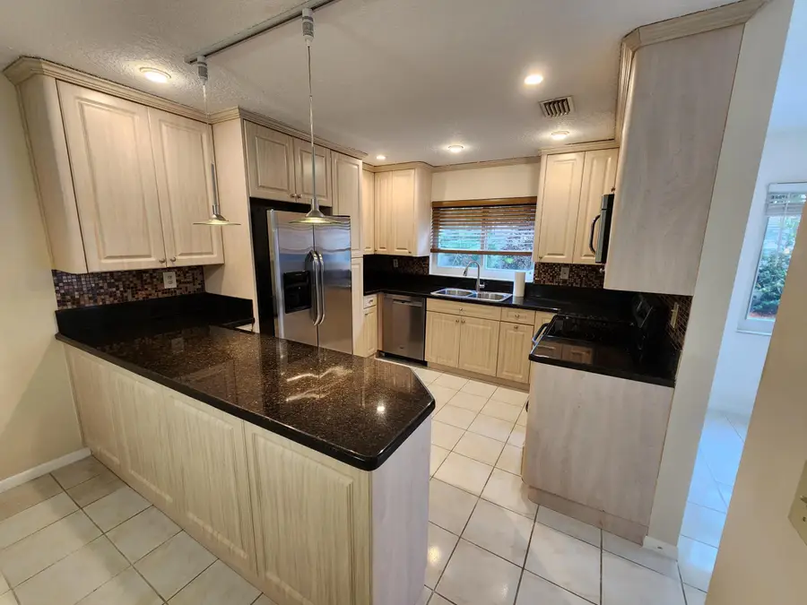 9812 NW 2nd Court, Plantation, FL 33324 - #2