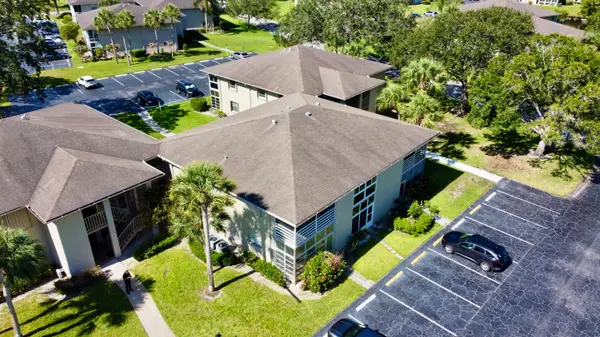 32 Lake Vista Trail #105, Port St Lucie, FL 34952