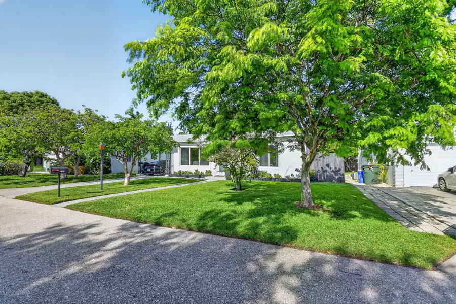 1426 N K Street, Lake Worth, FL 33460 - #2