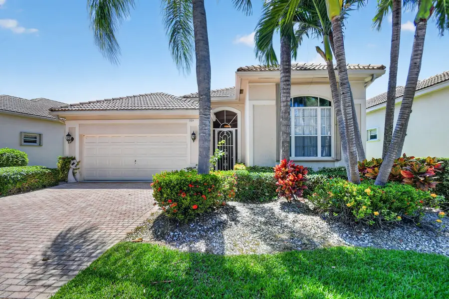 109 Palm Circle, Atlantis, FL 33462 - #2