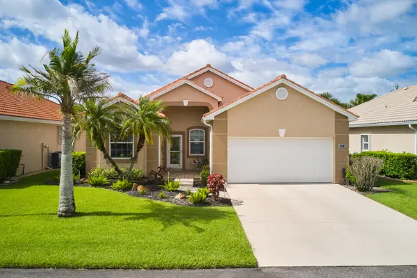 875 NW Sarria Court, Port St Lucie, FL 34986