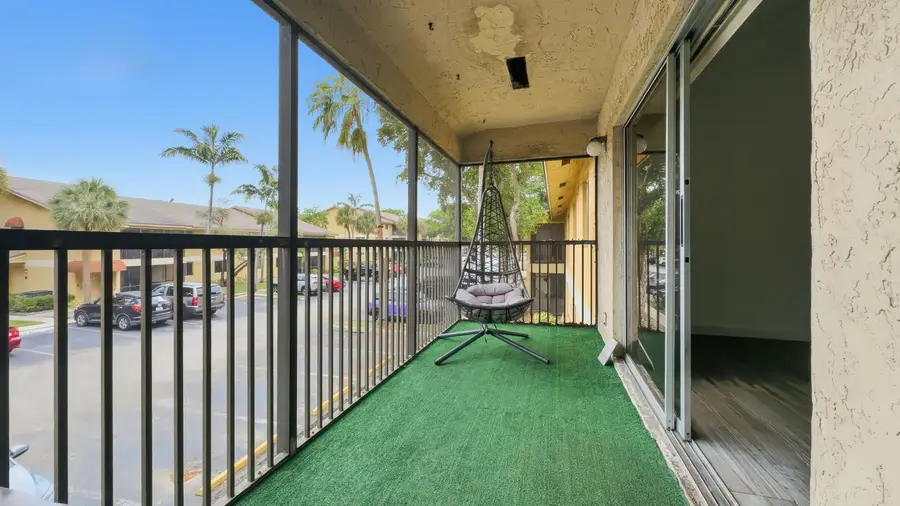 3031 N Oakland Forest Drive #201, Oakland Park, FL 33309 - #2