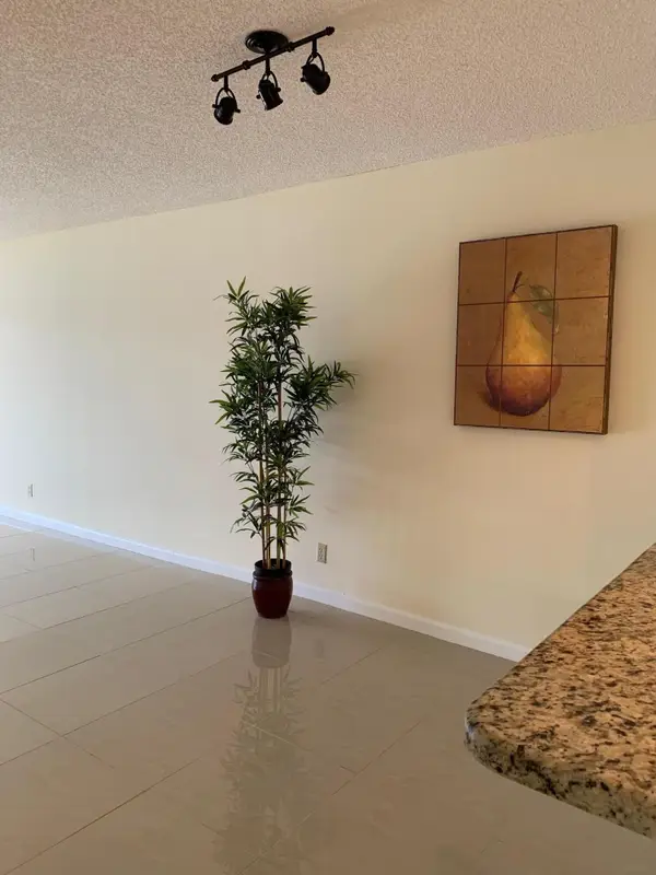 3212 Strawflower Way #204, Lake Worth, FL 33467