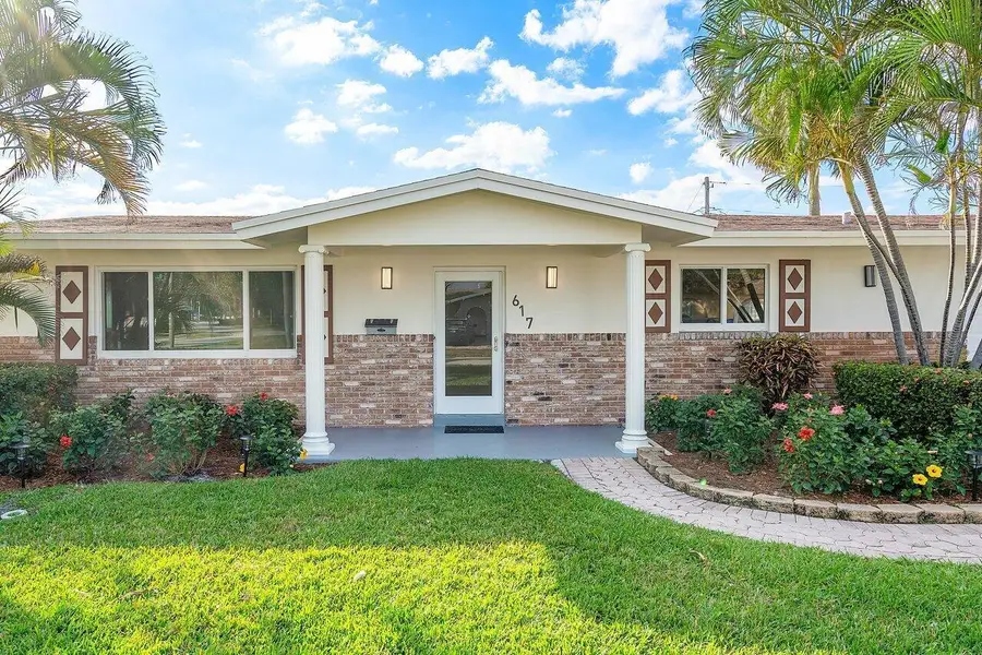 617 SE 8th Avenue, Deerfield Beach, FL 33441 - #2