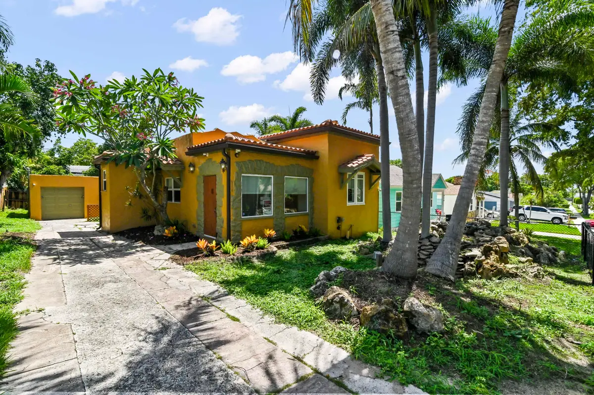 914 30th Court, West Palm Beach, FL 33407 - #1