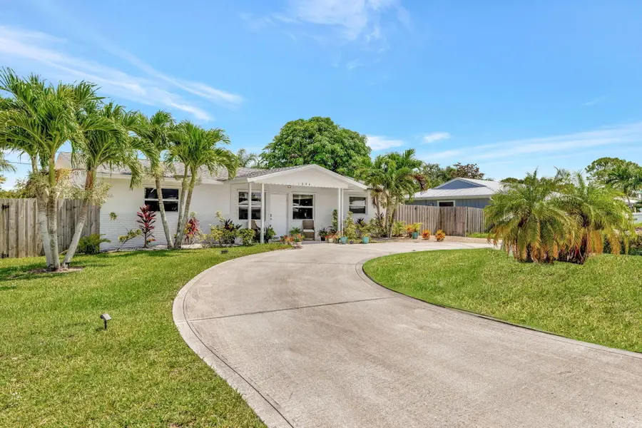 1894 SE Lafayette Street, Stuart, FL 34997 - #2