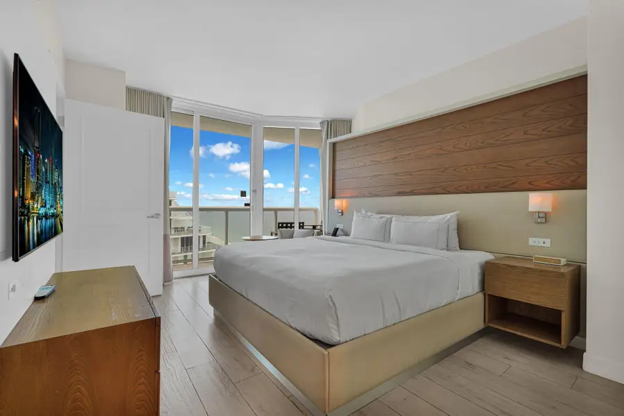 505 N Fort Lauderdale Beach Boulevard #2214, Fort Lauderdale, FL 33304 - #3
