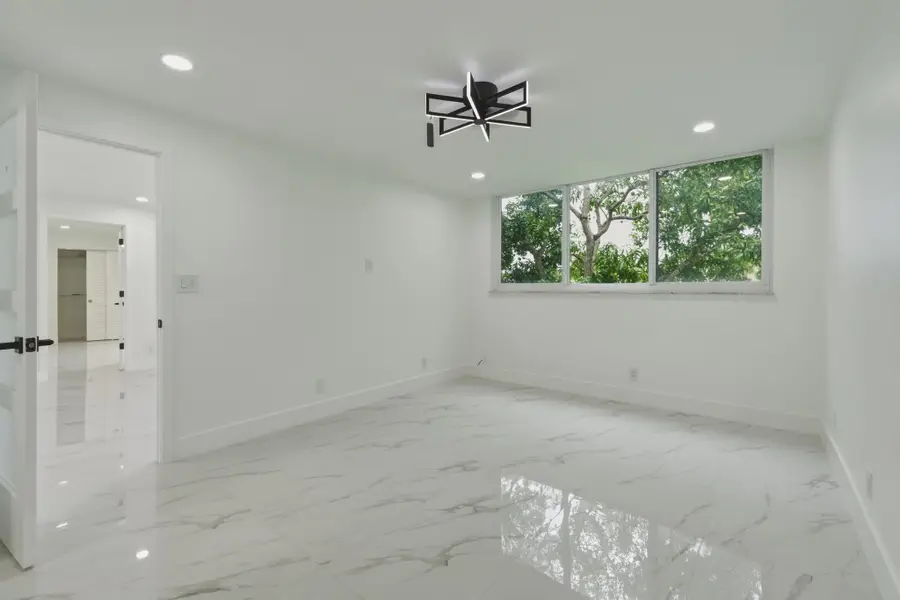8970 S Hollybrook Boulevard #205, Pembroke Pines, FL 33025 - #3