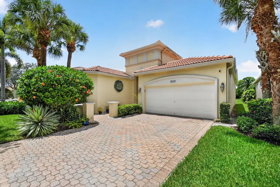 8553 E Via Grande E, Wellington, FL 33411 - #3