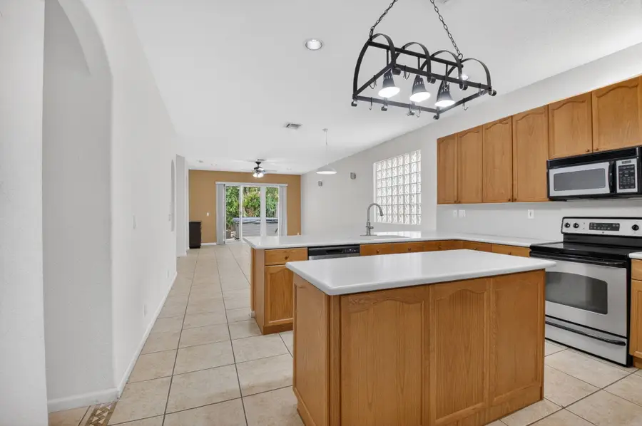 5049 Sancerre Circle, Lake Worth, FL 33463 - #2