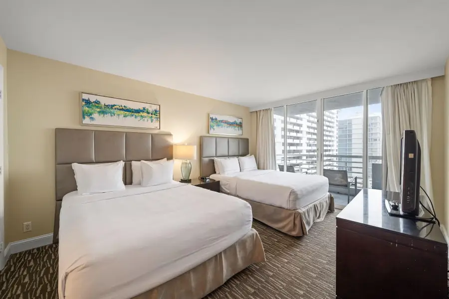 2670 E Sunrise Boulevard #1109, Fort Lauderdale, FL 33304 - #3