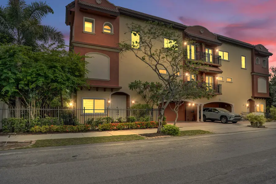 804 NE 7th Street, Fort Lauderdale, FL 33304 - #2