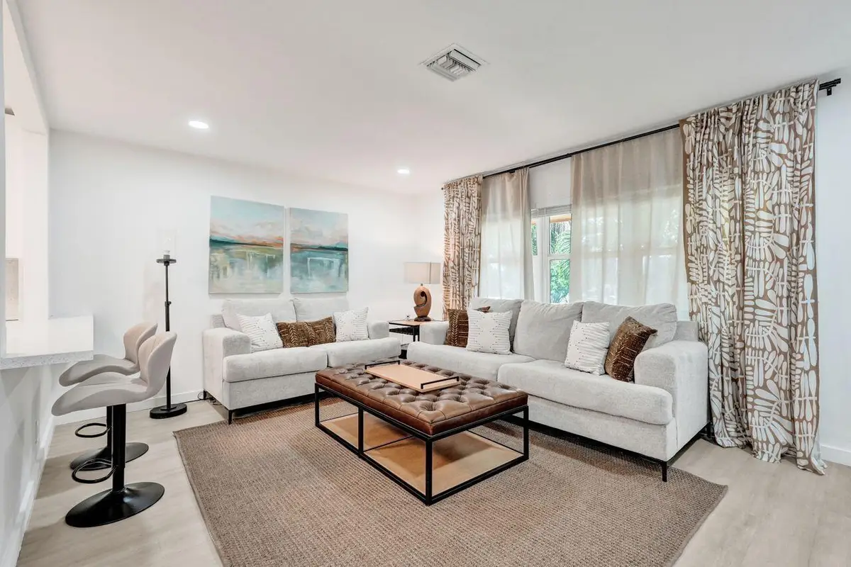 207 Salisbury I, West Palm Beach, FL 33417 - #1