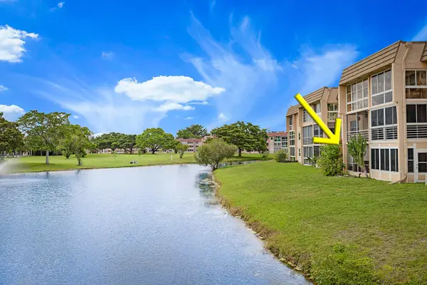 9201 Sunrise Lakes Boulevard #107, Sunrise, FL 33322