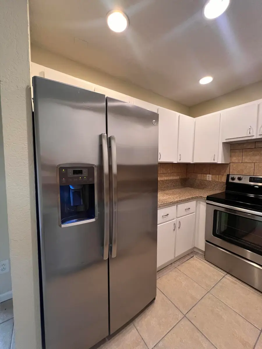 423 Glenwood Drive, West Palm Beach, FL 33415 - #3